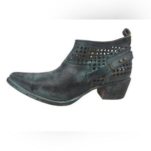 Corral Boots - Brans New In Box and plastic.. Retails for $215.95 plus taxes